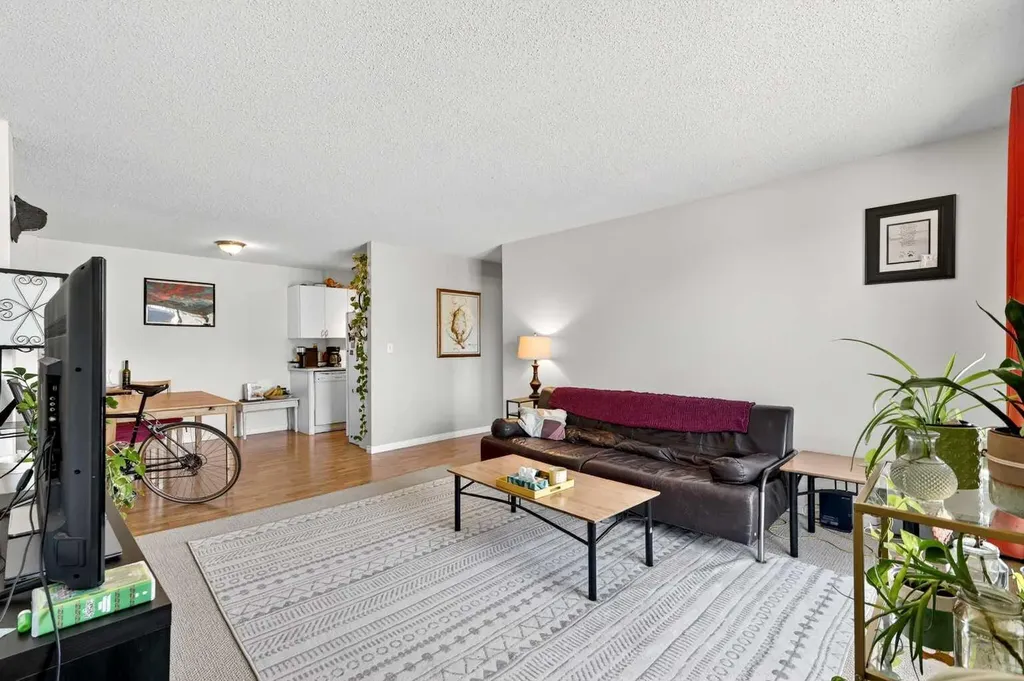 80 Galbraith Drive SW Calgary AB T3E 3H2