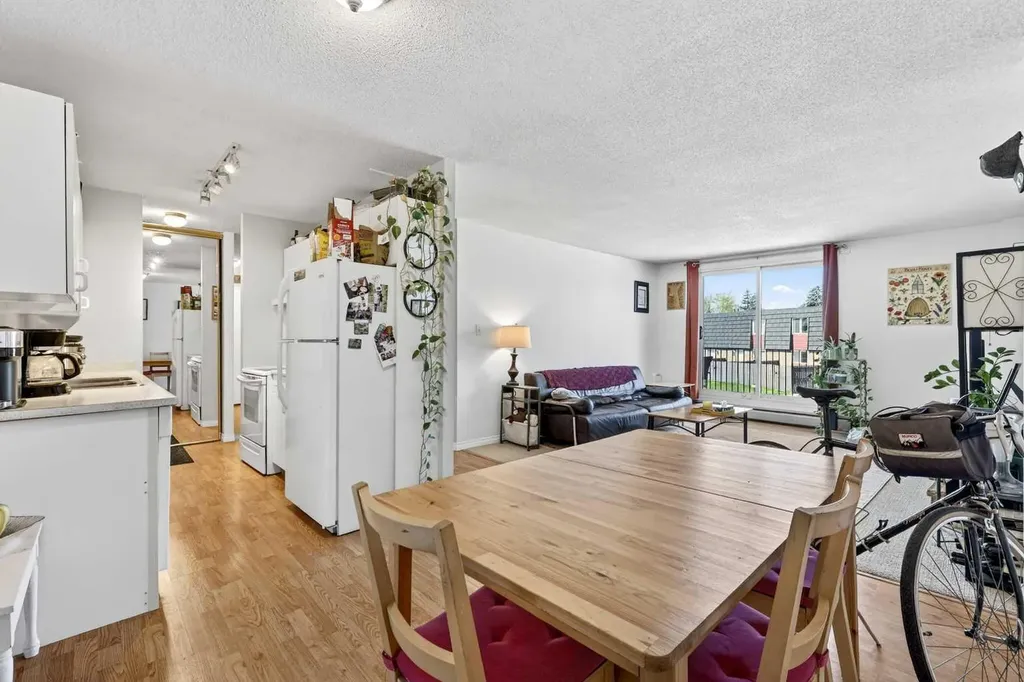 80 Galbraith Drive SW Calgary AB T3E 3H2