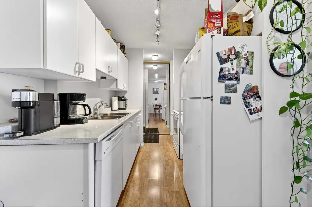 80 Galbraith Drive SW Calgary AB T3E 3H2