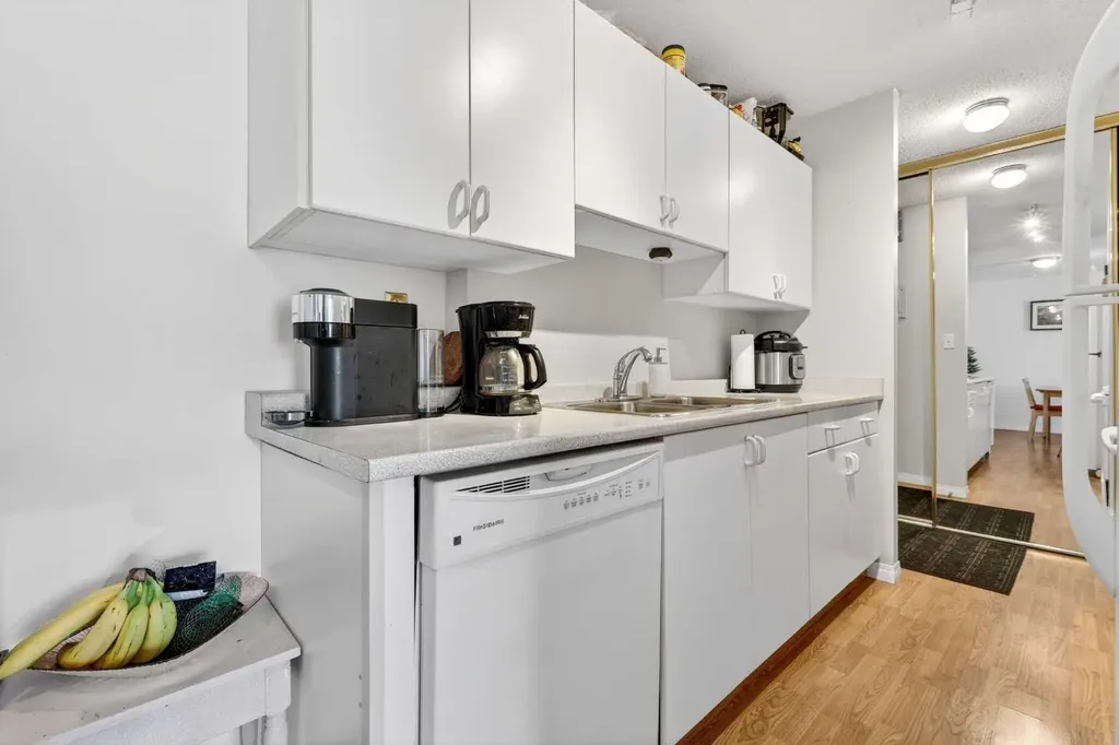 80 Galbraith Drive SW Calgary AB T3E 3H2