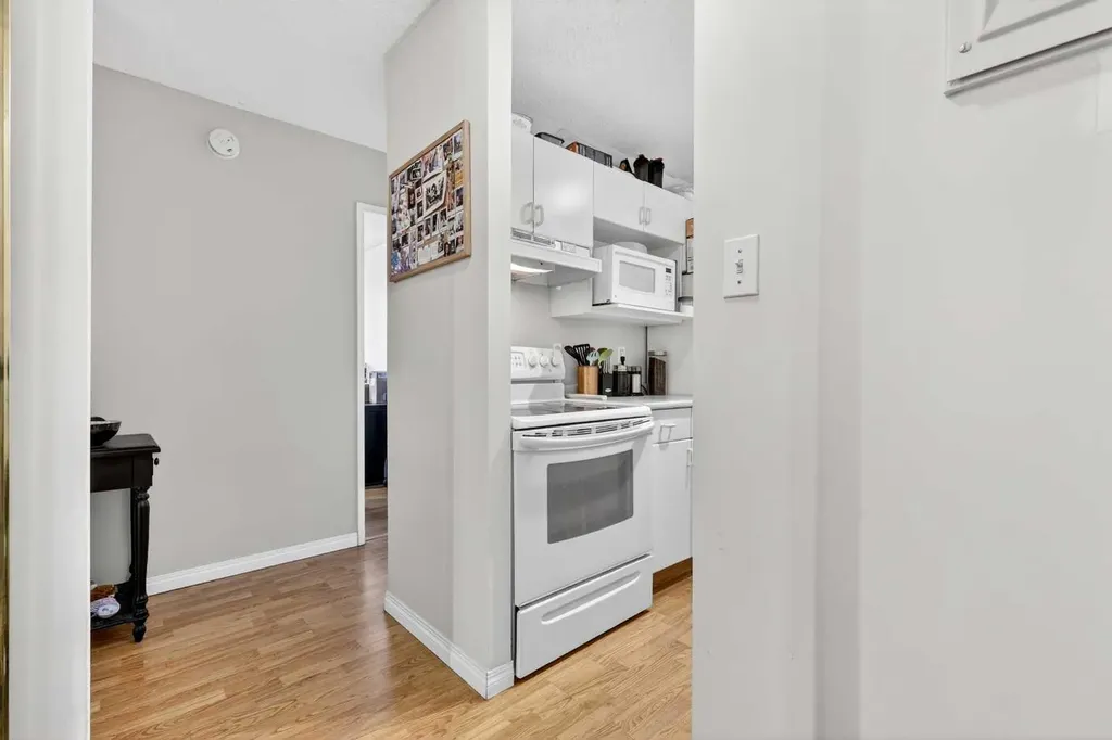80 Galbraith Drive SW Calgary AB T3E 3H2