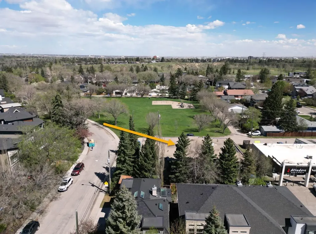 1639 Acton Avenue SW Calgary AB T2T 2R1
