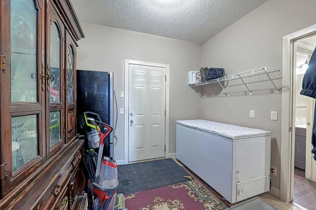 247 Pantego Way NW Calgary AB T3K 0C2