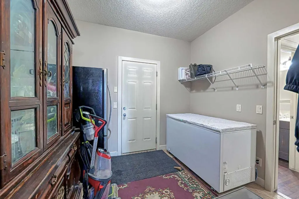 247 Pantego Way NW Calgary AB T3K 0C2