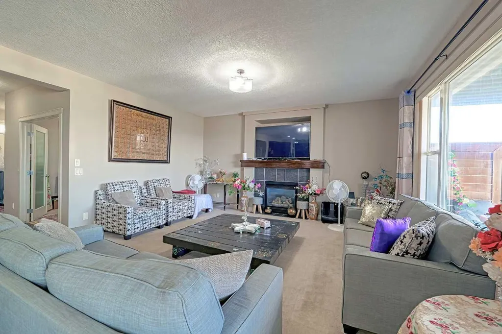 247 Pantego Way NW Calgary AB T3K 0C2