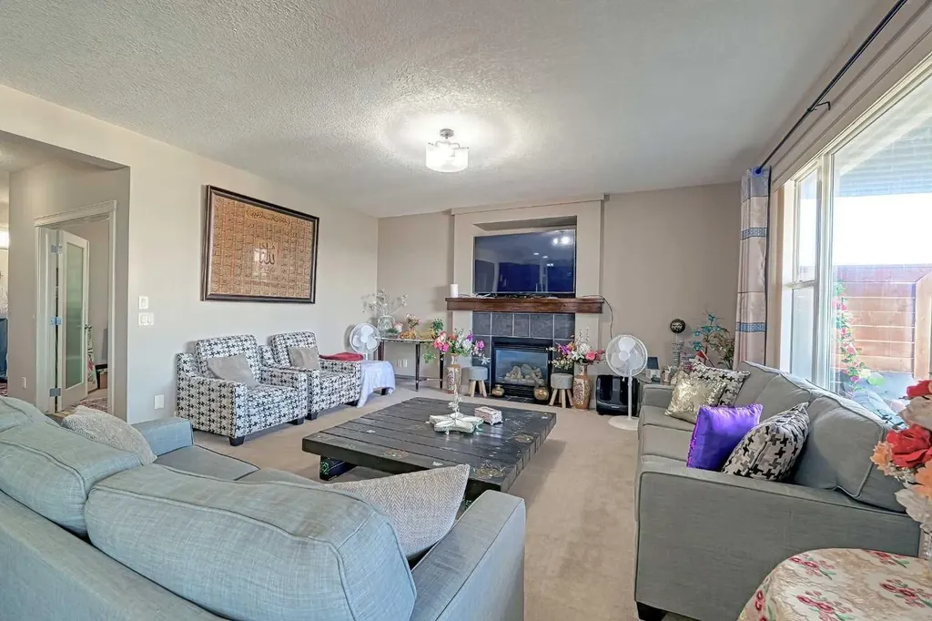 247 Pantego Way NW Calgary AB T3K 0C2