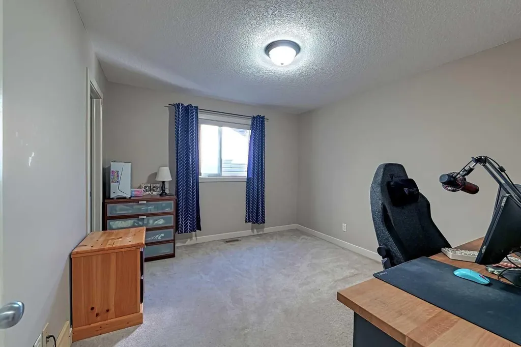 247 Pantego Way NW Calgary AB T3K 0C2