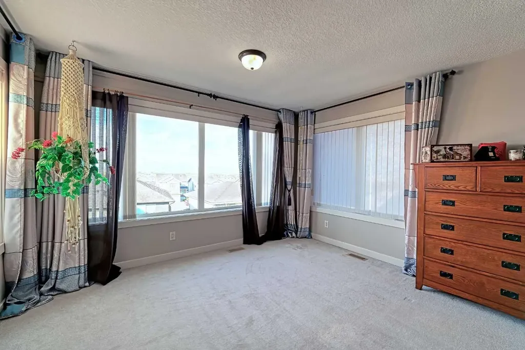 247 Pantego Way NW Calgary AB T3K 0C2