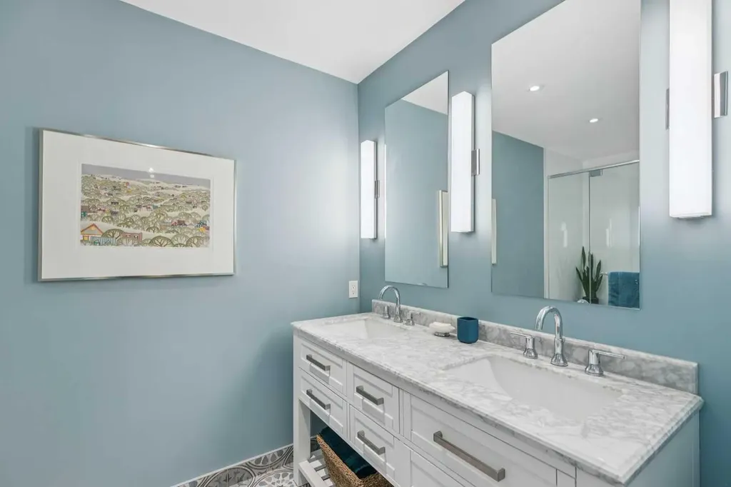 47 Hawkside Park NW Calgary AB T3G 2W4