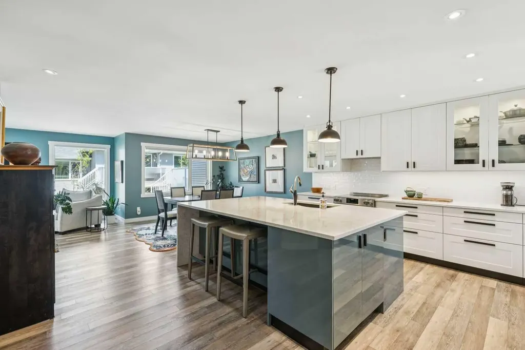 47 Hawkside Park NW Calgary AB T3G 2W4