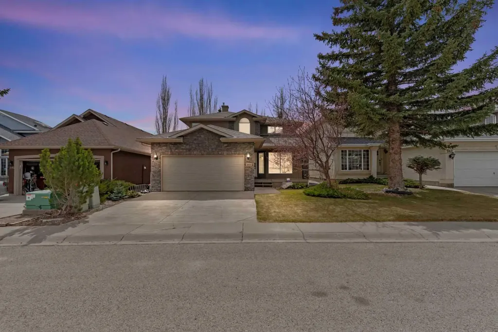 186 Mt Assiniboine Circle SE Calgary AB T2Z 2N6