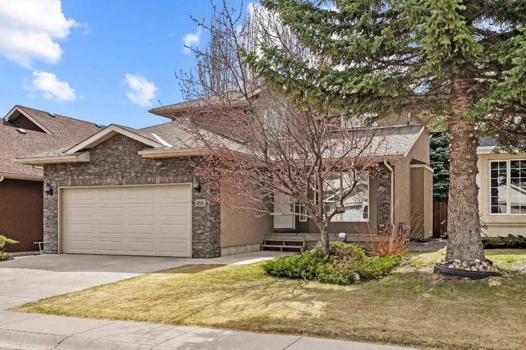 186 Mt Assiniboine Circle SE Calgary AB T2Z 2N6