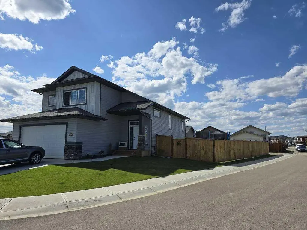 4434 53 Street Rocky Mountain House AB T4T 0C3