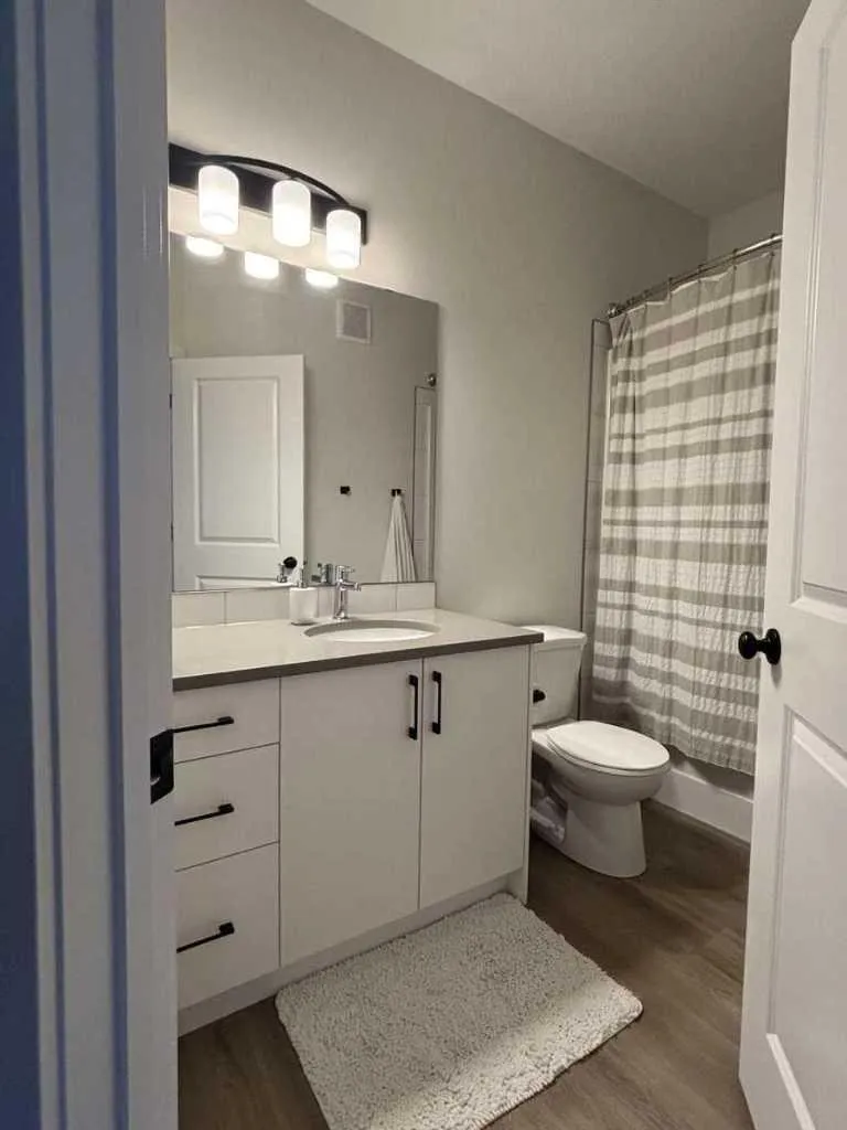 4434 53 Street Rocky Mountain House AB T4T 0C3