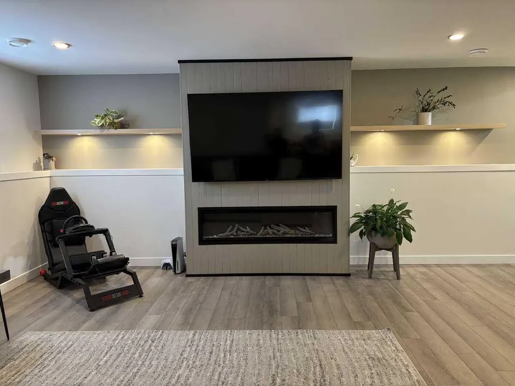 4434 53 Street Rocky Mountain House AB T4T 0C3