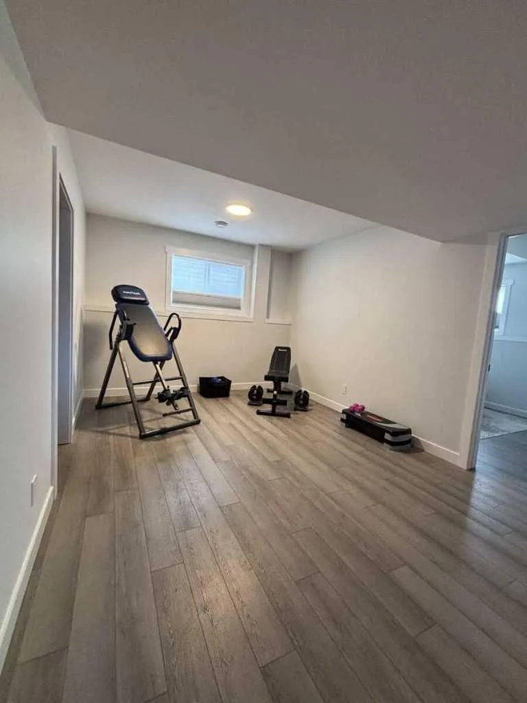 4434 53 Street Rocky Mountain House AB T4T 0C3
