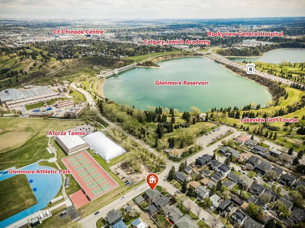 5615 19 Street SW Calgary AB T3E 1P4