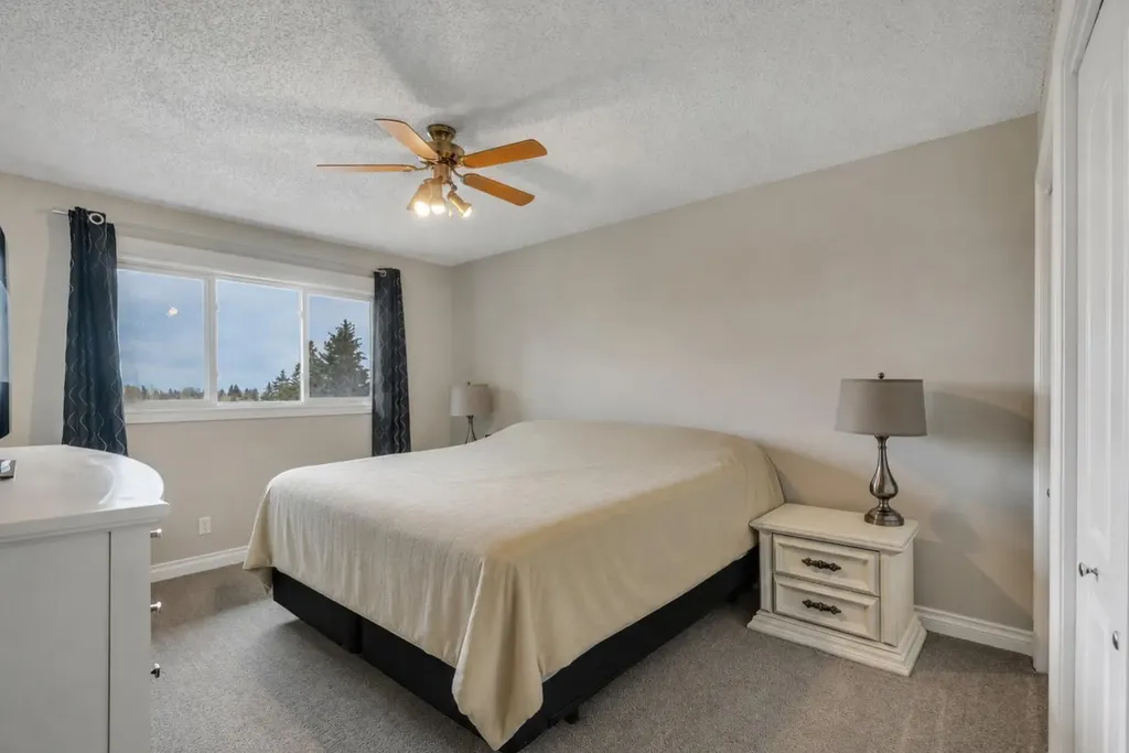 34 Ranch Glen Drive NW Calgary AB T3G 1E3