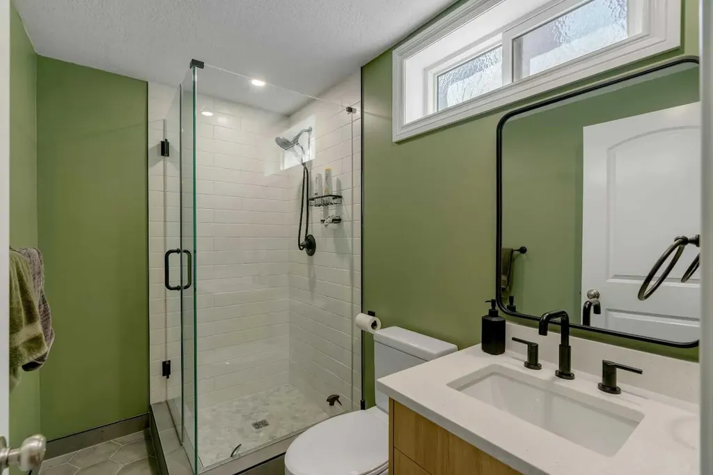 34 Ranch Glen Drive NW Calgary AB T3G 1E3