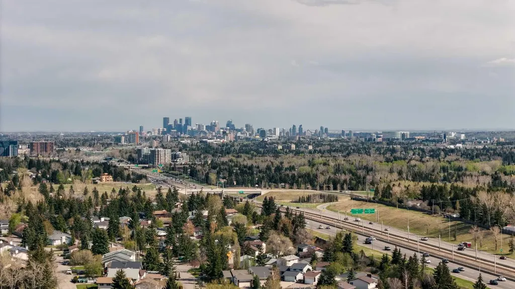 34 Ranch Glen Drive NW Calgary AB T3G 1E3