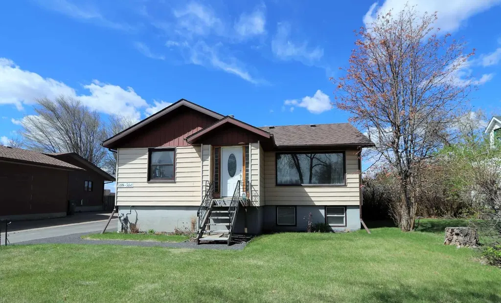 5108 54 Street Ponoka AB T4J 1H8