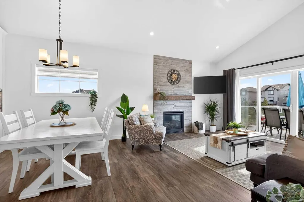 1147 Bayside Drive SW Airdrie AB T4B 5E7