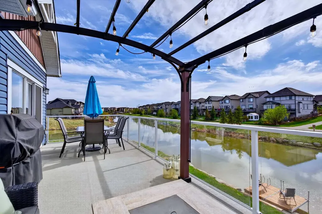 1147 Bayside Drive SW Airdrie AB T4B 5E7