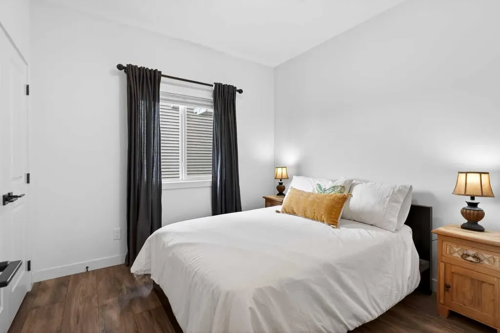 1147 Bayside Drive SW Airdrie AB T4B 5E7