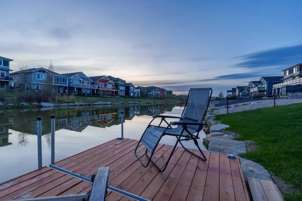1147 Bayside Drive SW Airdrie AB T4B 5E7