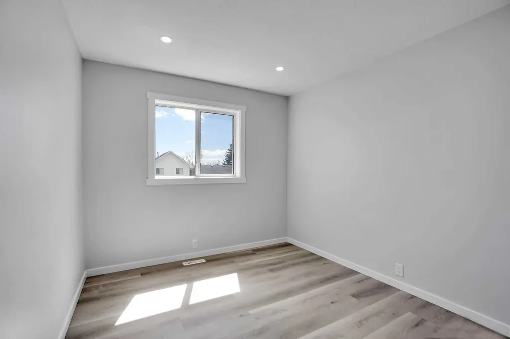 51 Martinridge Grove NE Calgary AB t3j 3m2
