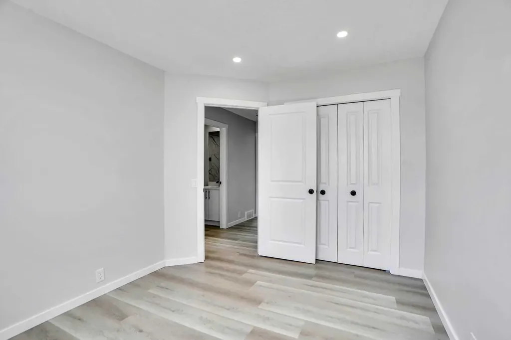 51 Martinridge Grove NE Calgary AB t3j 3m2
