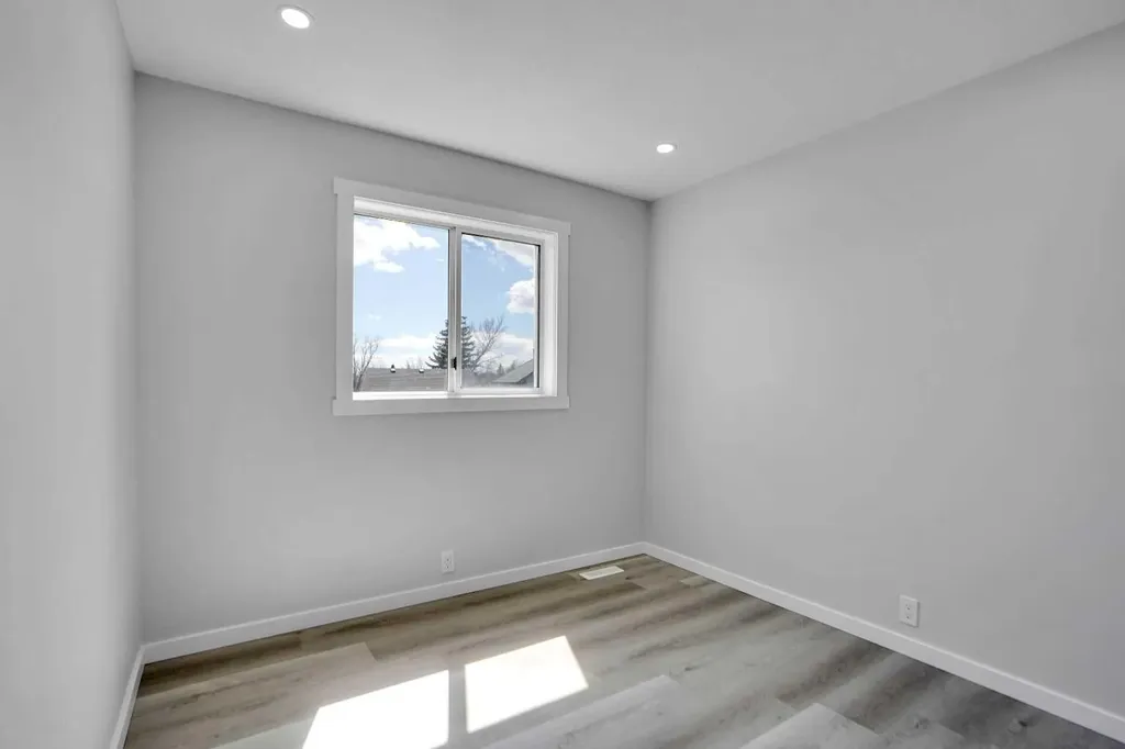 51 Martinridge Grove NE Calgary AB t3j 3m2