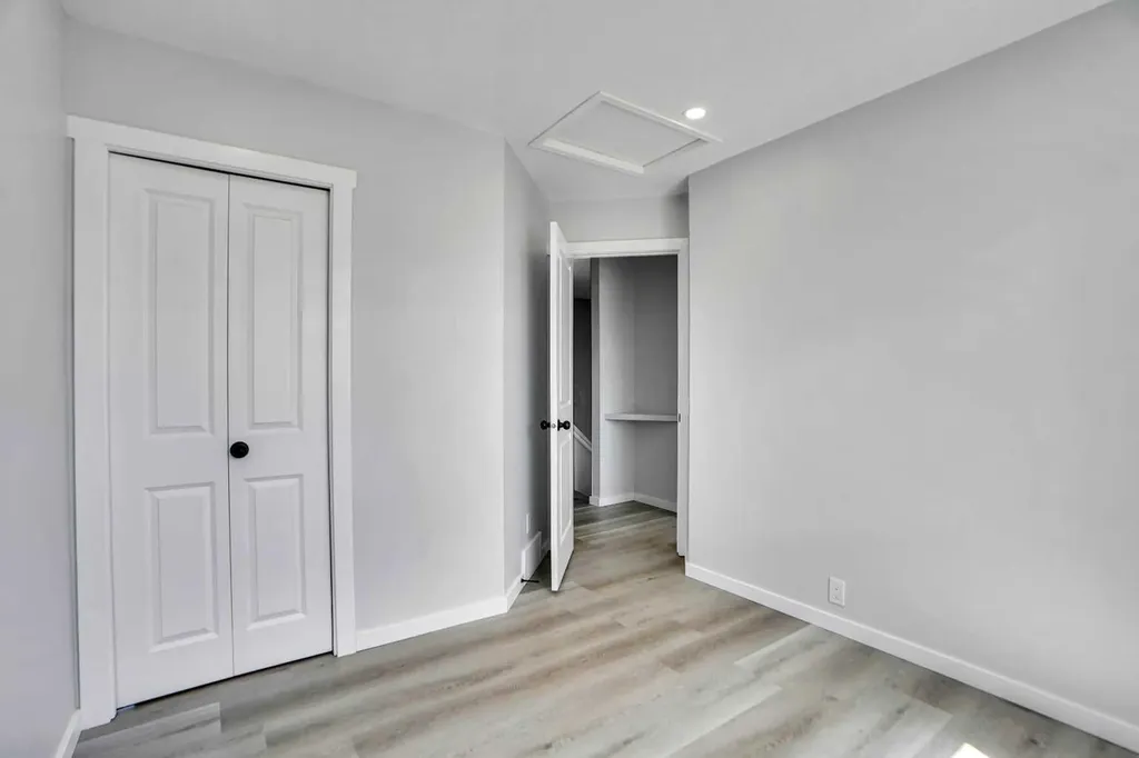 51 Martinridge Grove NE Calgary AB t3j 3m2