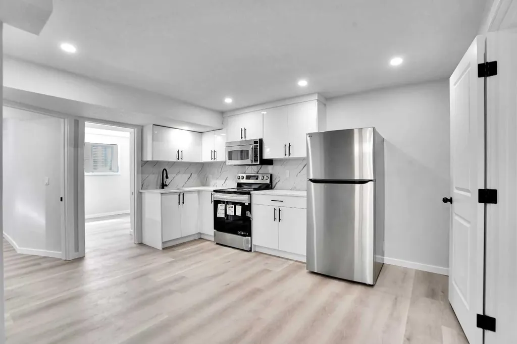 51 Martinridge Grove NE Calgary AB t3j 3m2