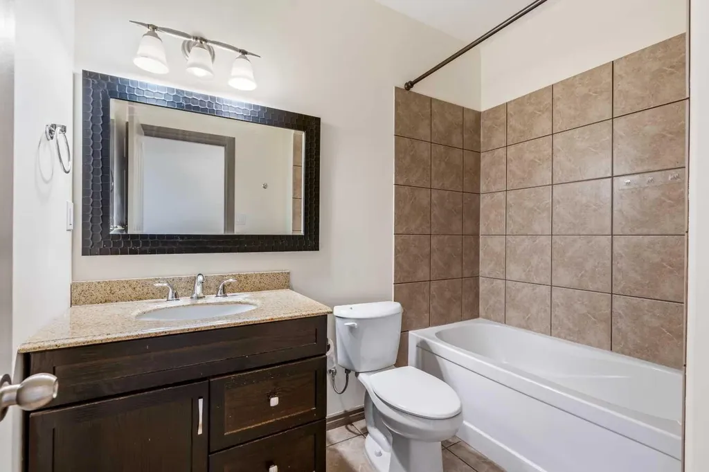 306 Keystone Lane W Lethbridge AB T1J 2R2