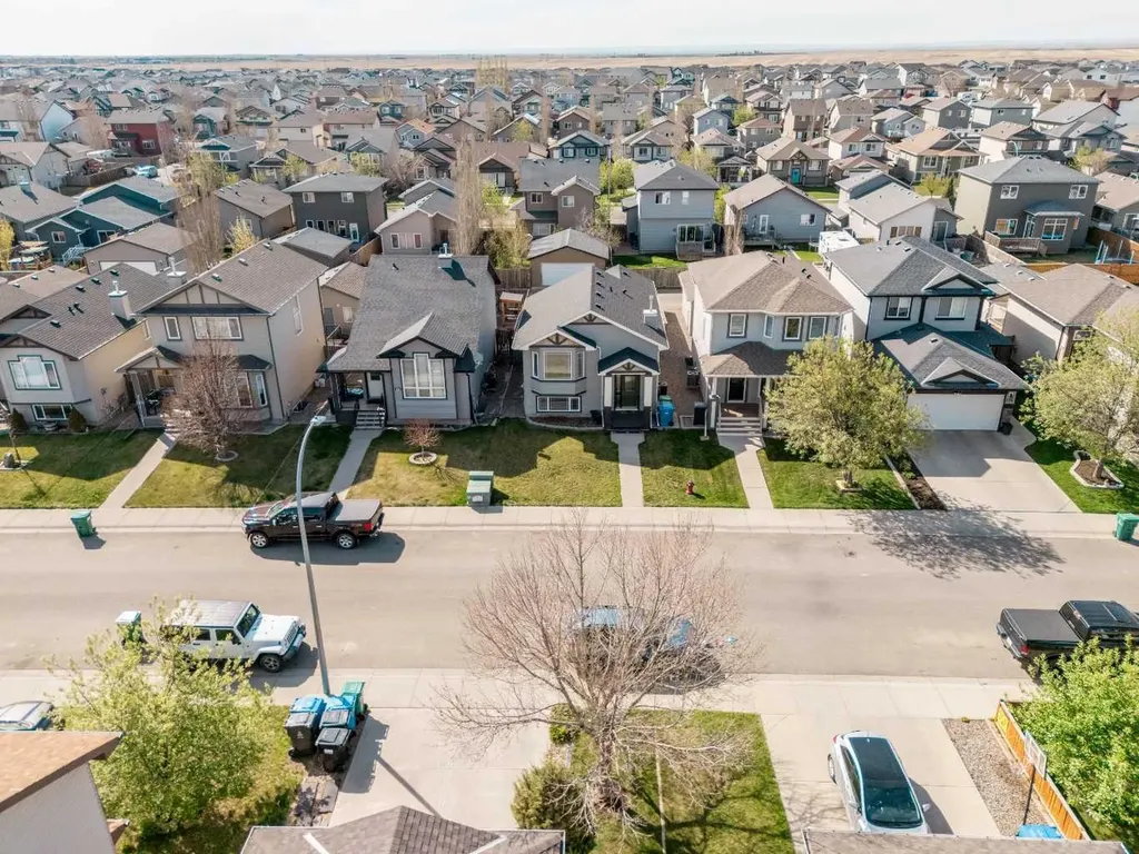 306 Keystone Lane W Lethbridge AB T1J 2R2