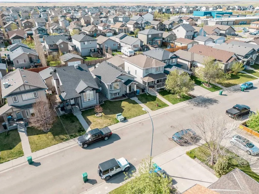 306 Keystone Lane W Lethbridge AB T1J 2R2