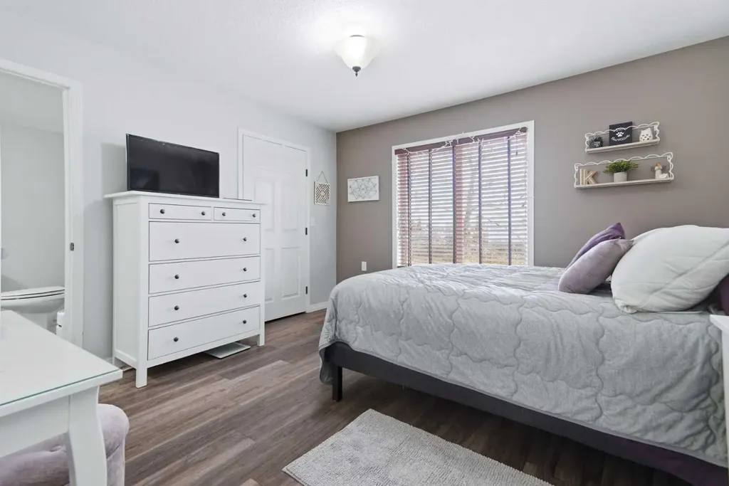 80 Kelloway Crescent Red Deer AB T4P 4G7