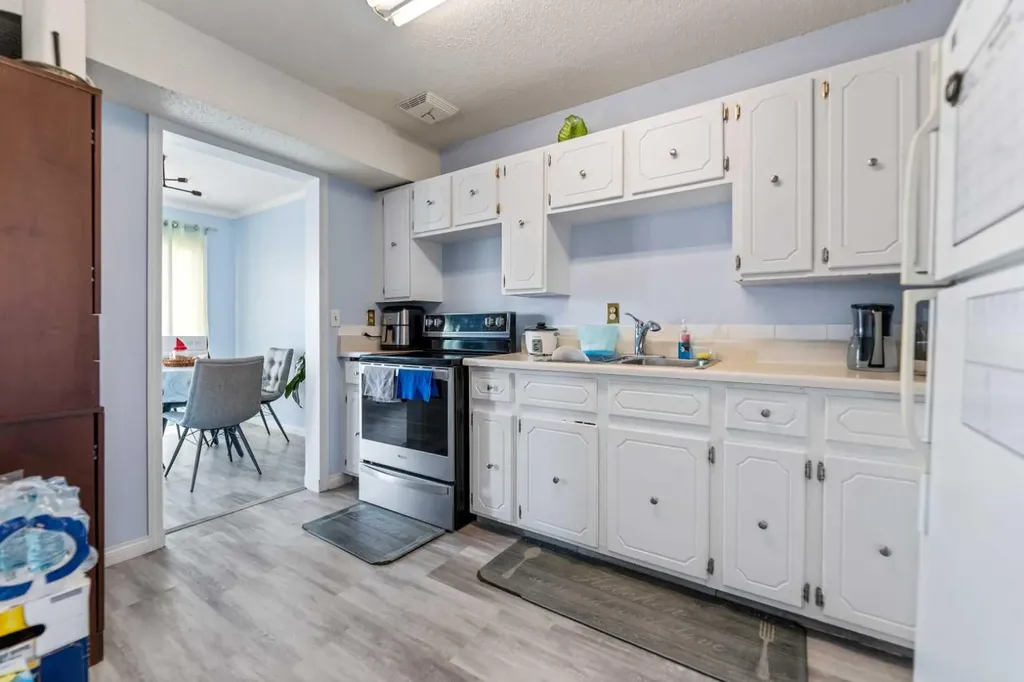 3029 Rundleson Road NE Calgary AB T1Y 3Z5