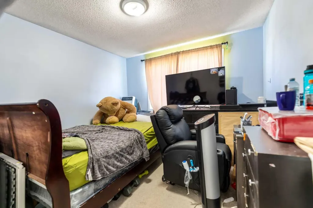3029 Rundleson Road NE Calgary AB T1Y 3Z5