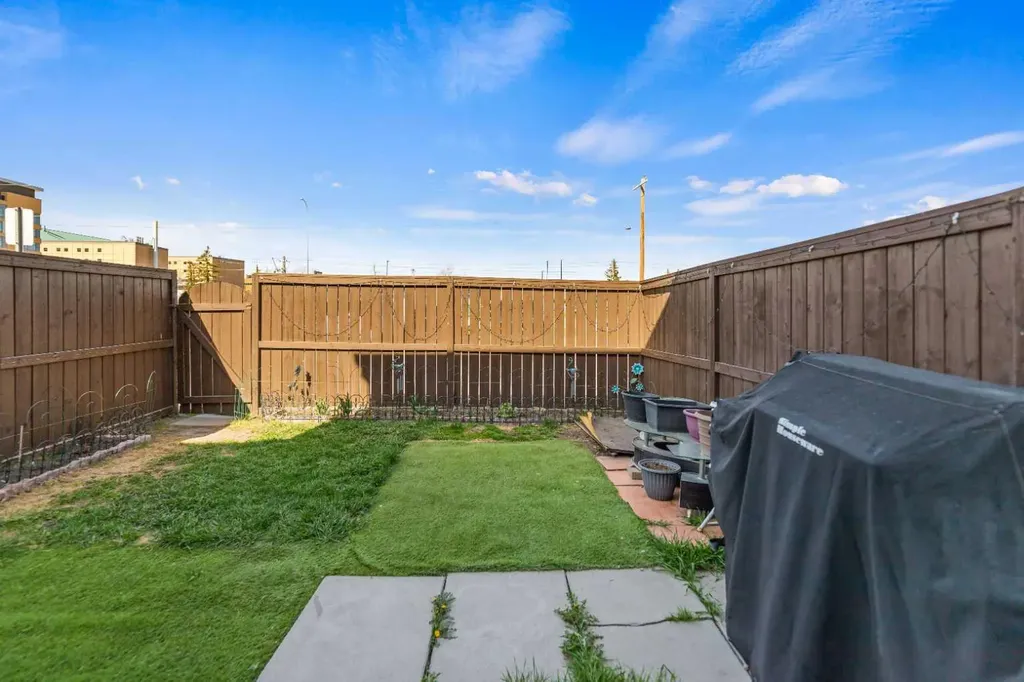 3029 Rundleson Road NE Calgary AB T1Y 3Z5