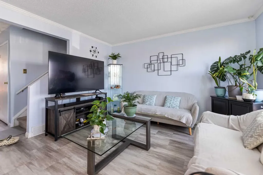 3029 Rundleson Road NE Calgary AB T1Y 3Z5