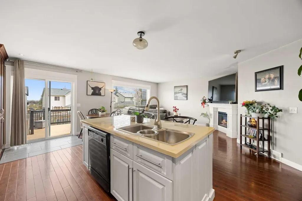 19 Covemeadow Crescent NE Calgary AB T3K6A8