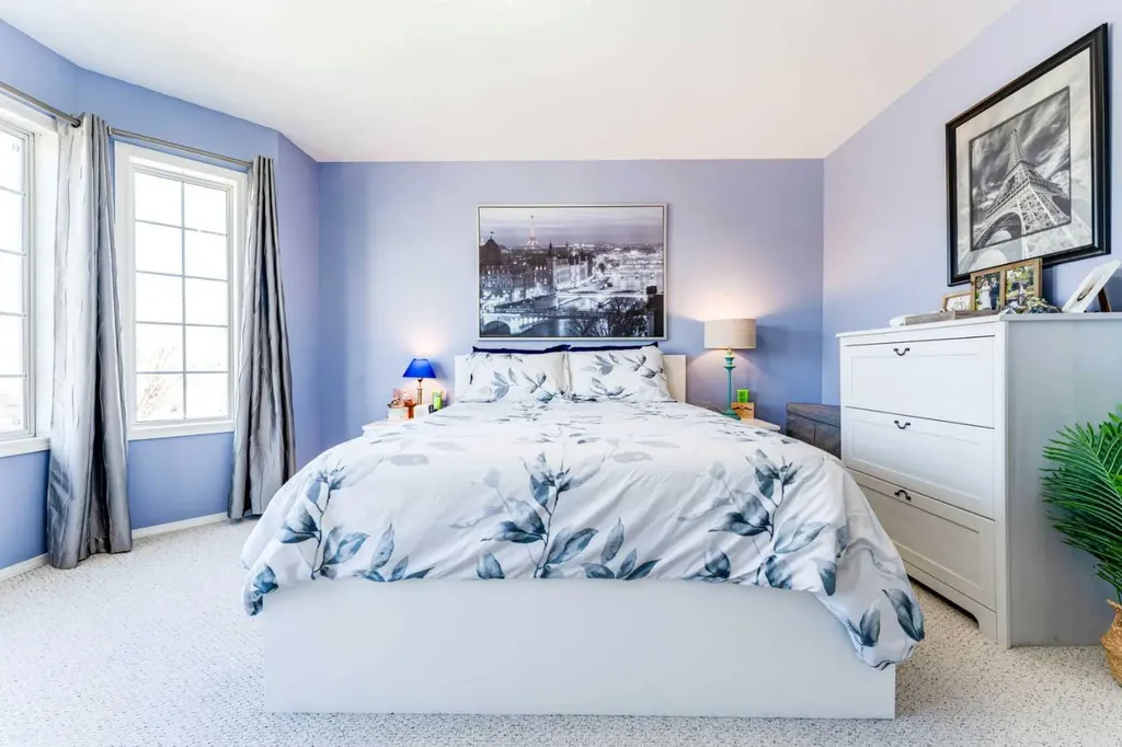 198 Somerside Park SW Calgary AB T2Y 3G3