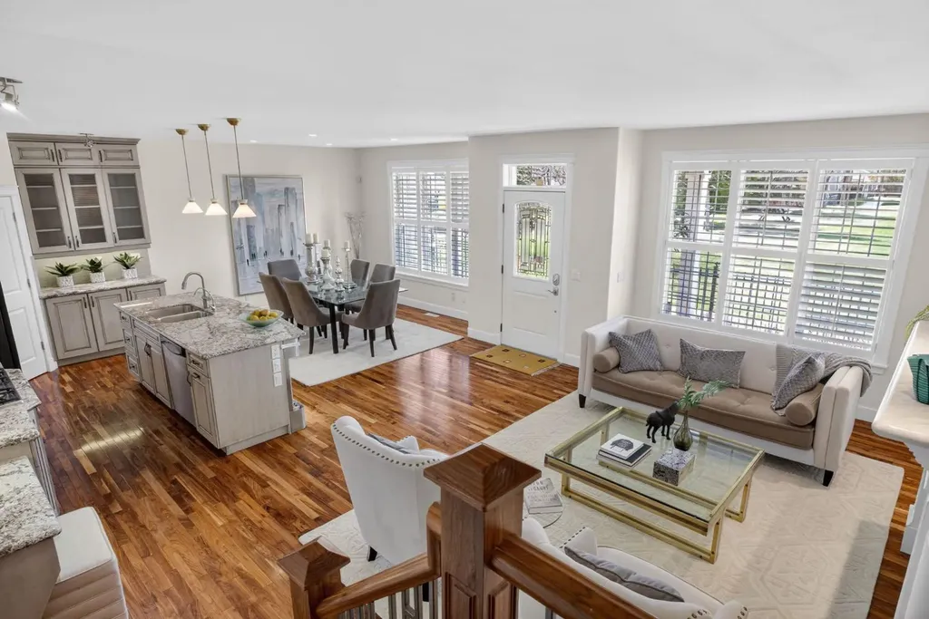 24 Ypres Mews SW Calgary AB T2T 6L2