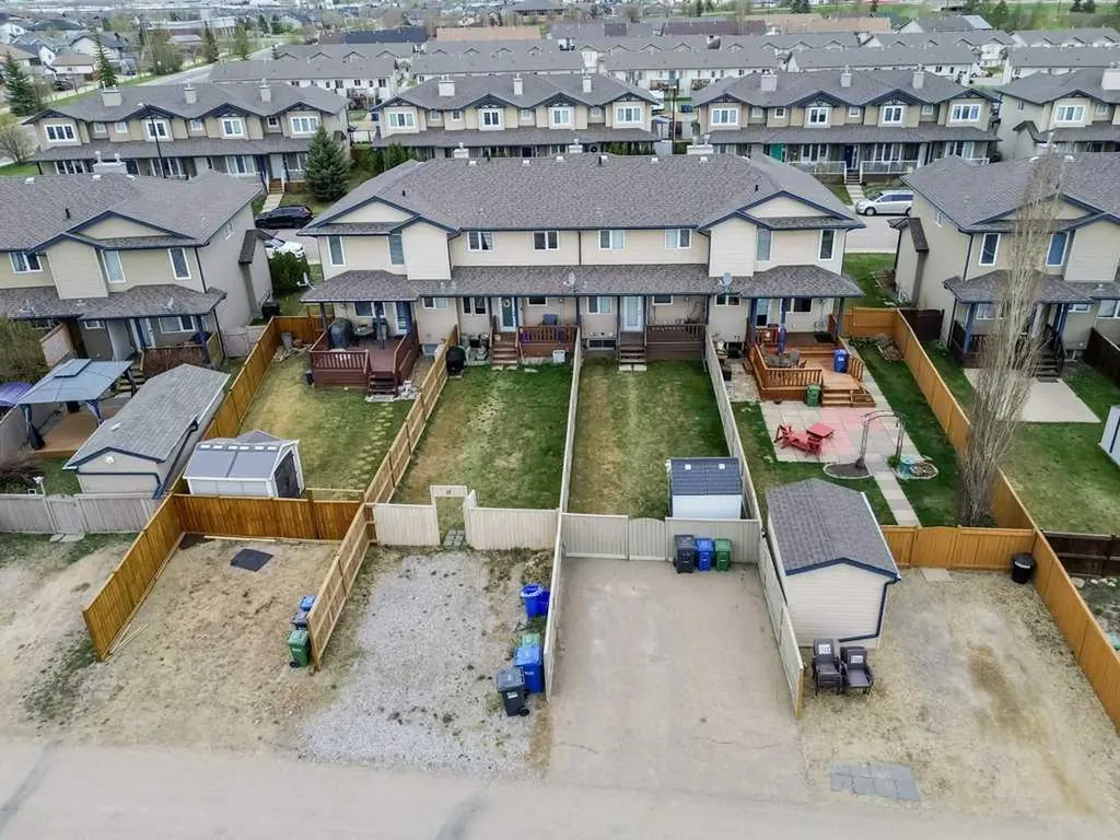 13 Kanten Close Red Deer AB T4P 4E6