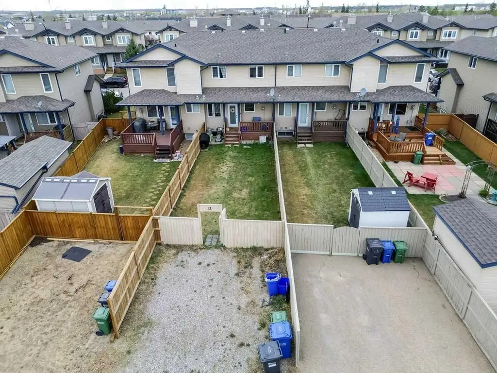 13 Kanten Close Red Deer AB T4P 4E6