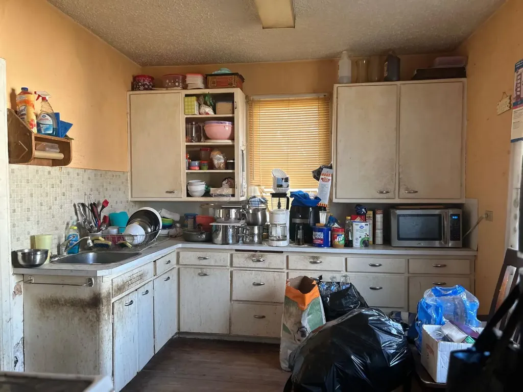 5013 53 Street Killam AB T0B 2L0