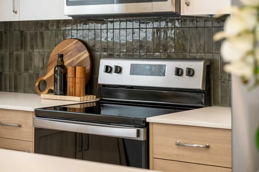 14370 15 Street NE Calgary AB T3P 2T1