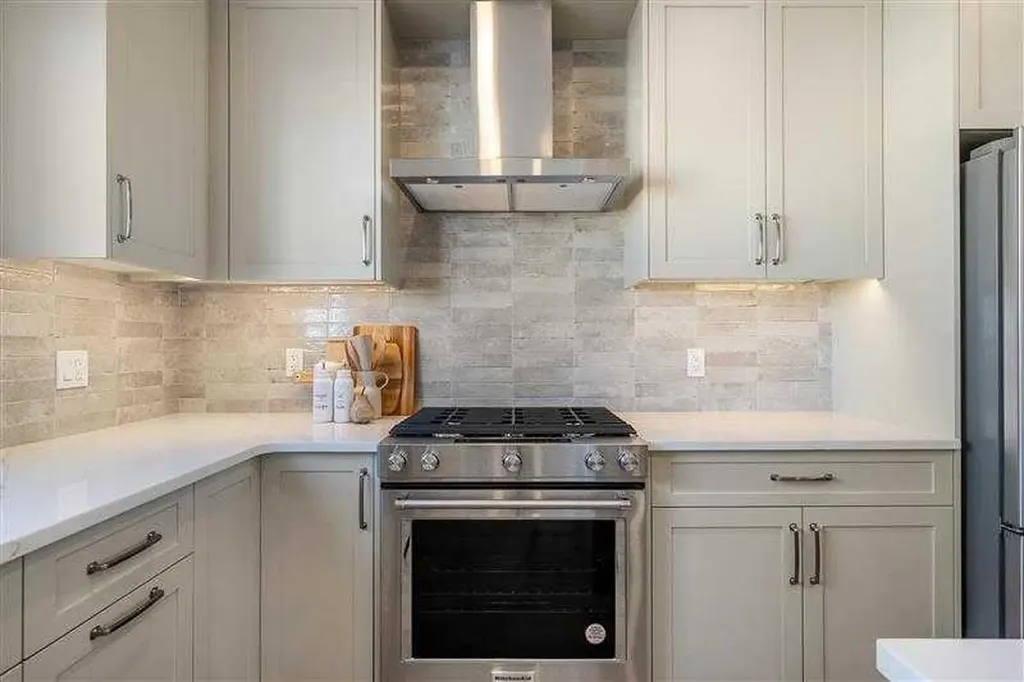 14370 15 Street NE Calgary AB T3P 2T1